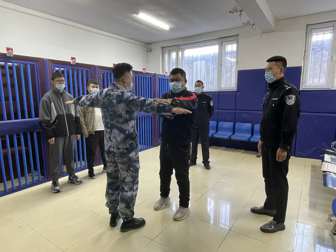 能力作风建设丨望奎法院司法警察大队对新入职辅警进行岗前培训