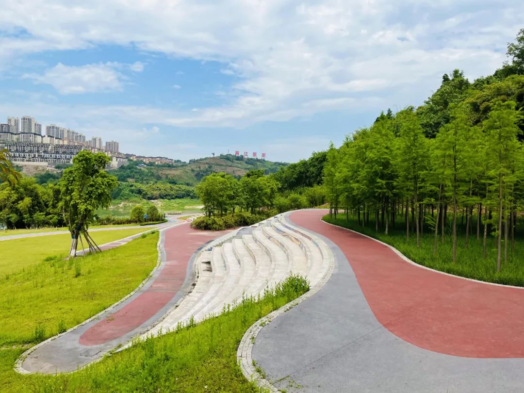 (公园位置)悦来生态城滨江公园位于悦来生态城方家坪路(荣安柳岸潮鸣