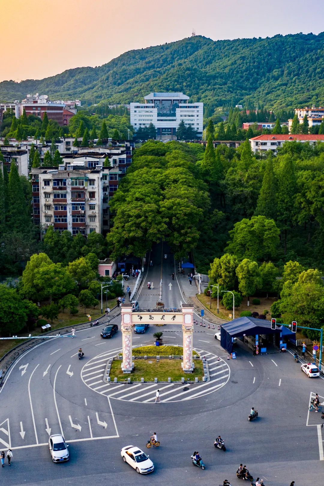 低调的“学神”，中南大学