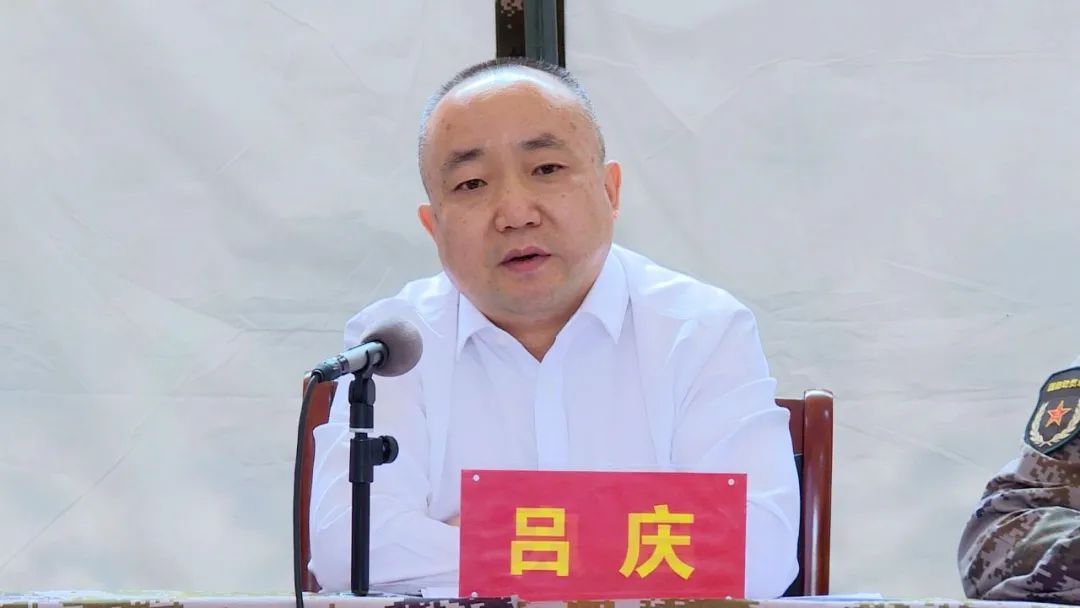 吕庆到普定县人武部调研并召开座谈会