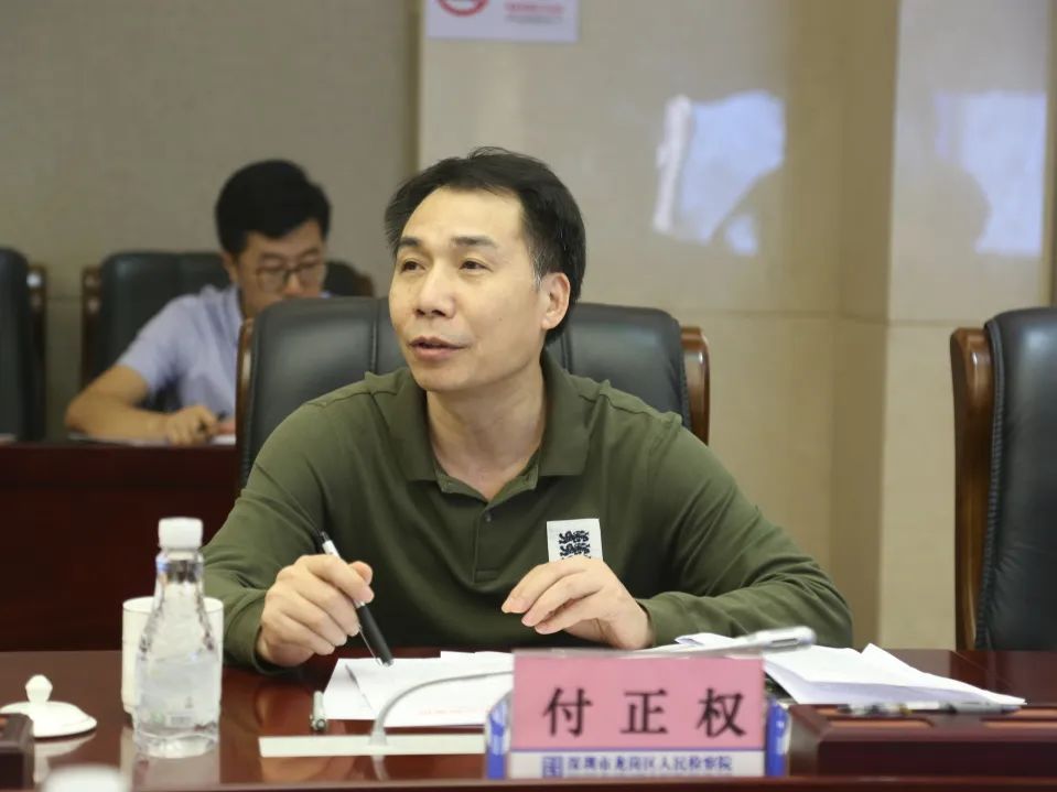 5月16日下午,深圳市检察院法警支队支队长李晓明,政委赖海金一行莅临