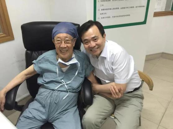 吴孟超院士帮我"转方向"_澎湃号·媒体_澎湃新闻-the paper