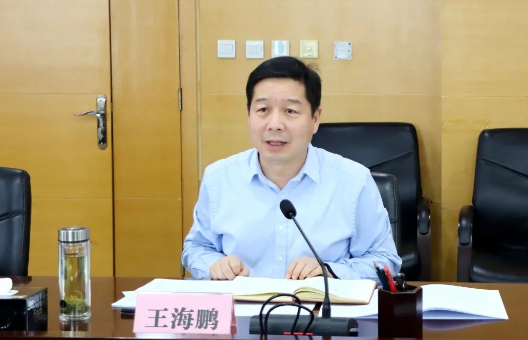 王海鹏对陕西交控集团组建以来各项工作取得的成绩表示肯定,对在疫情