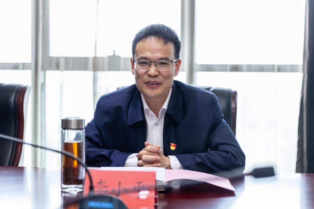 市委常委统战部部长李小平一行赴平湖调研基层统战工作