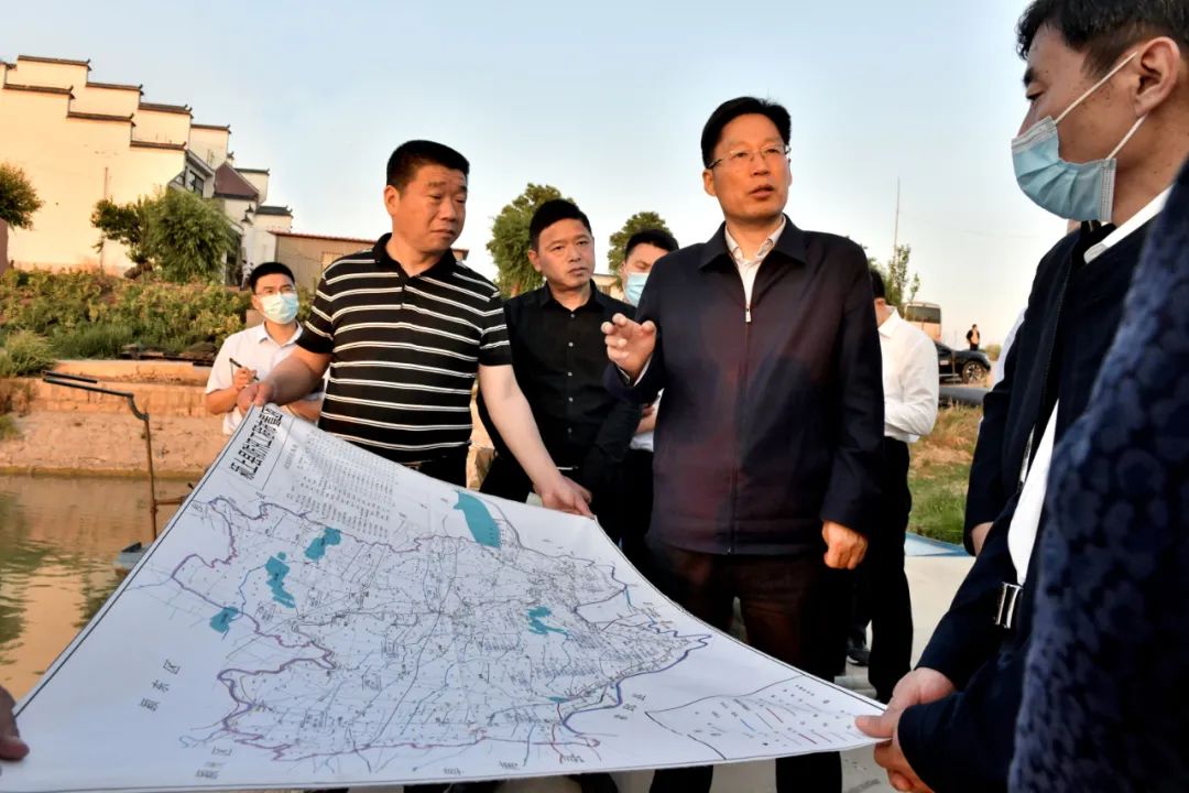 书记市长抓环保阜阳市市长刘玉杰赴颍上县督导焦岗湖流域突出生态环境