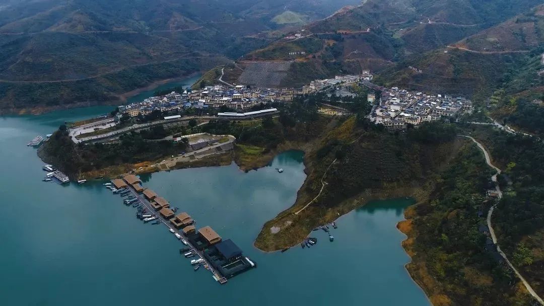 乡游黔中望谟县蔗香村丨山色水韵蔗香之畔待你画中游