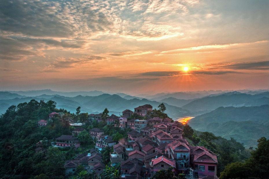 乡游黔中望谟县蔗香村丨山色水韵蔗香之畔待你画中游