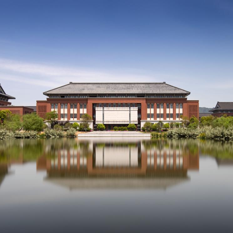 125岁的浙大我爱你