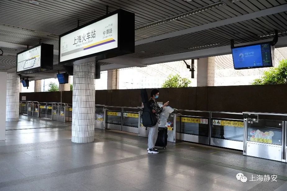 今天上海地铁4条线路恢复运行记者直击3号线情况