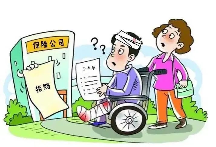 应由投保承运人责任保险的b公司在承运人责任保险范围向赵某赔付