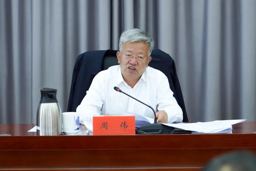 市领导马琨,苟永平,李明,马琦,王琳玺,唐如海,王之臣,辛少波,王晓军