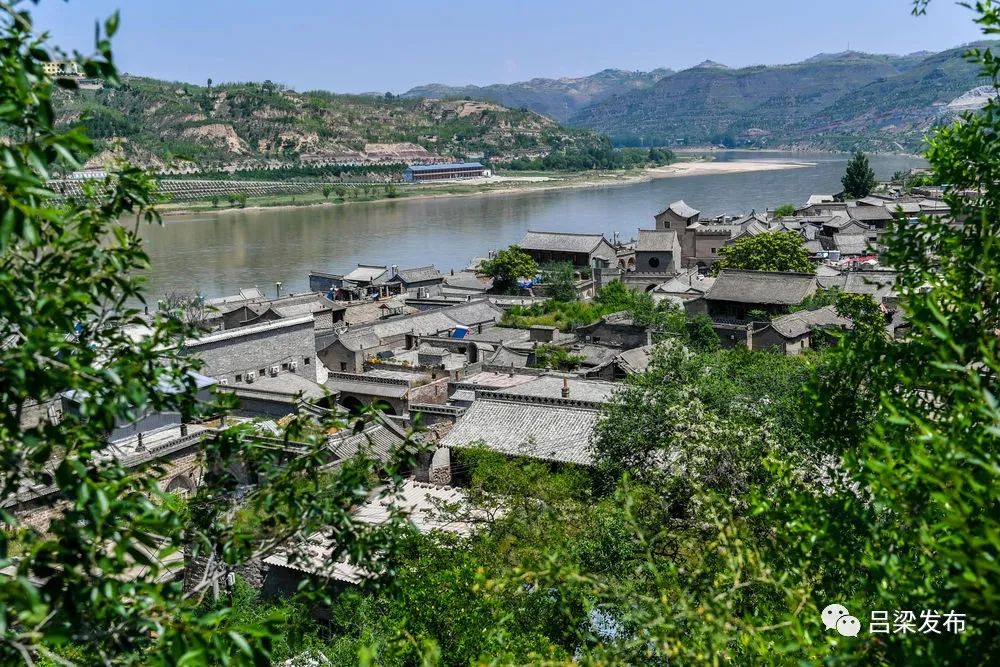 媒体看吕梁新华社探访九曲黄河第一镇