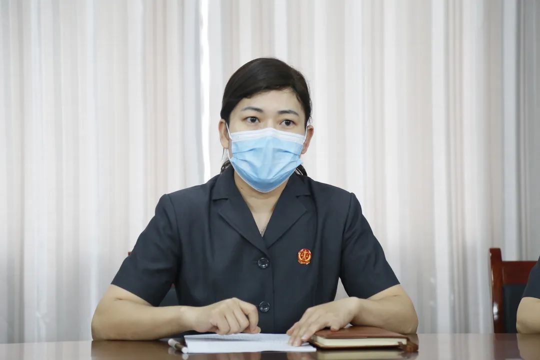 上午,该院党组成员,政治部主任陈素娟带领刑事审判庭部分法官开展留守