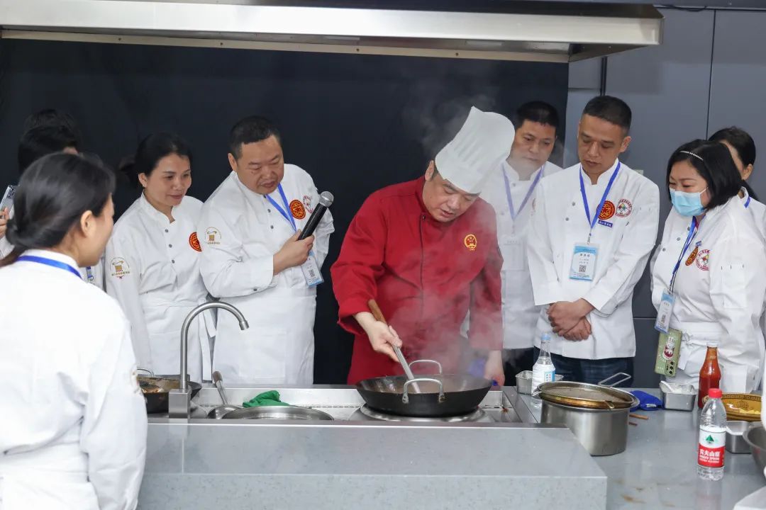  海外中餐烹饪技能培训班 __短期厨艺培训班