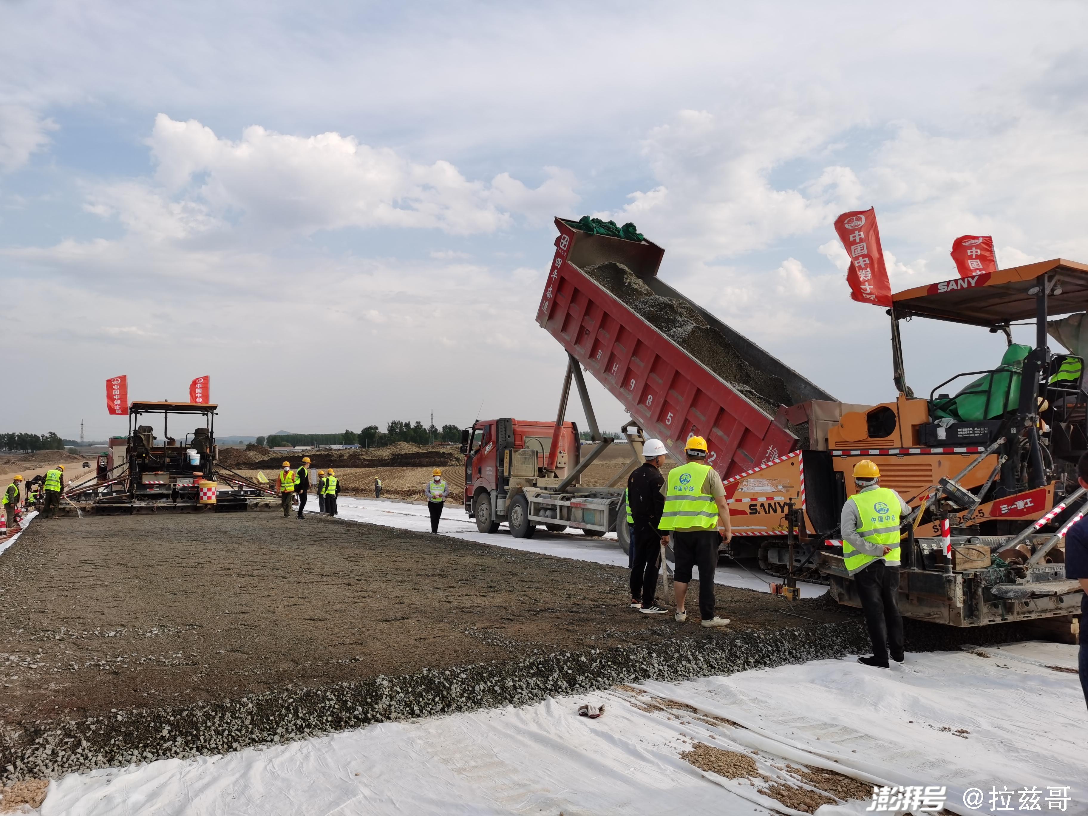 长双高速公路项目全面复工复产