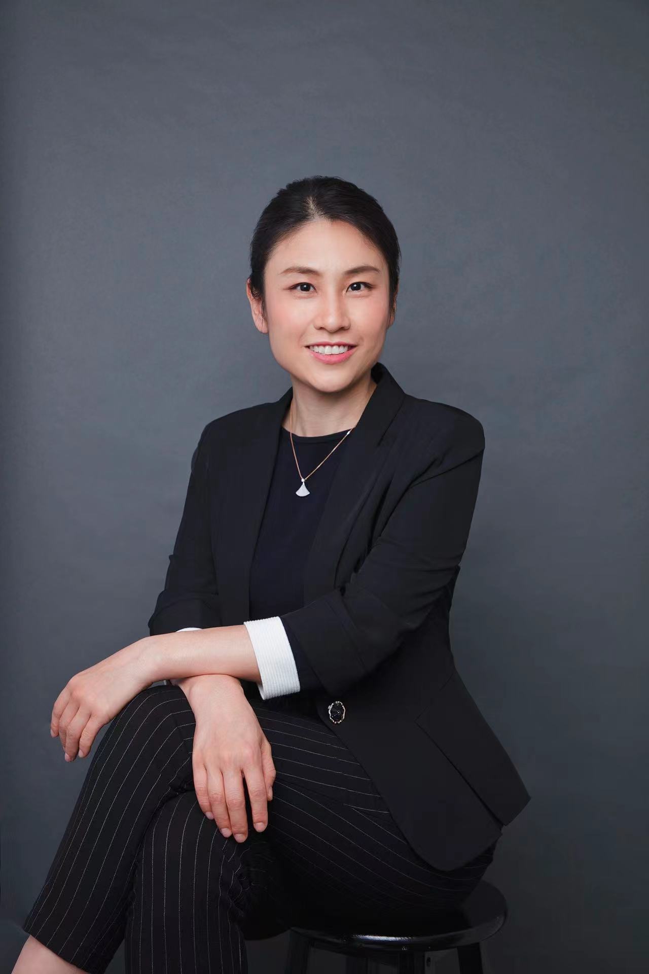 华泰国际朱亚莉下半年市场波动仍高企建议现金为王