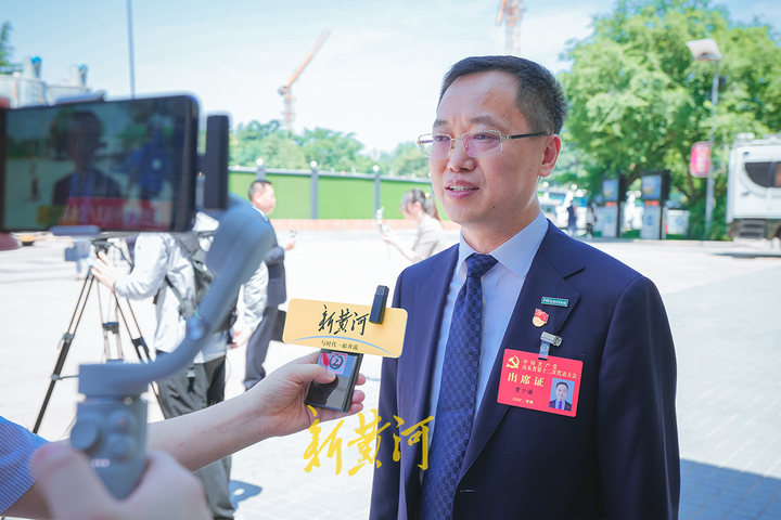 党代表声音贾少谦扩大内需将为企业创造更多发展空间