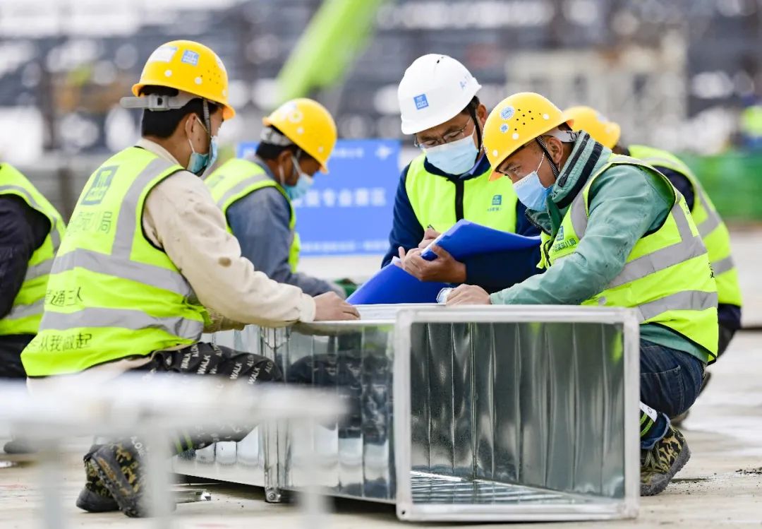 青城之翼初現中建八局打造內蒙古首座4f級機場