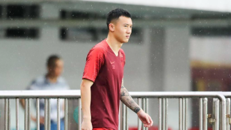 28岁终于实现豪门梦，重庆梅西新赛季将冲击冠军