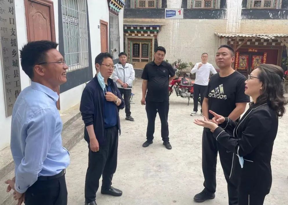 杭州市对口支援和区域合作局到乡城县开展调研工作