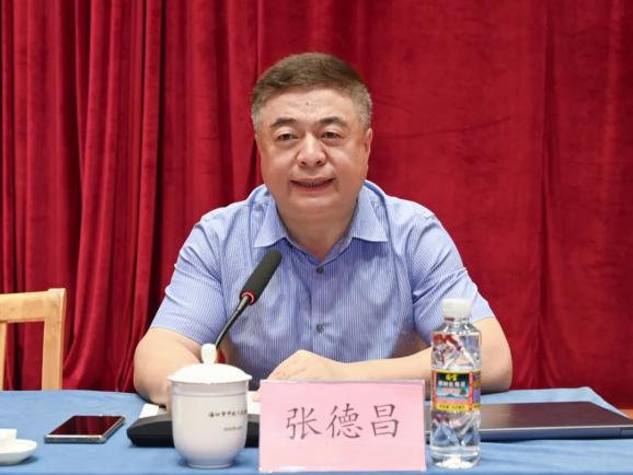 能力提升建设年丨海口中院组织开展市区两级法院党风廉政建设专题讲座