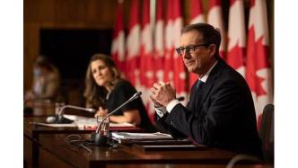 因通胀被保守党喷成筛子的加拿大央行行长，能否借连续加息“挽尊”？