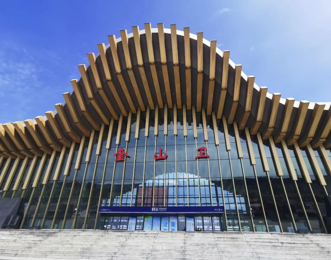 全面清洁消杀加紧调试设备金山卫站全力做好铁路恢复工作