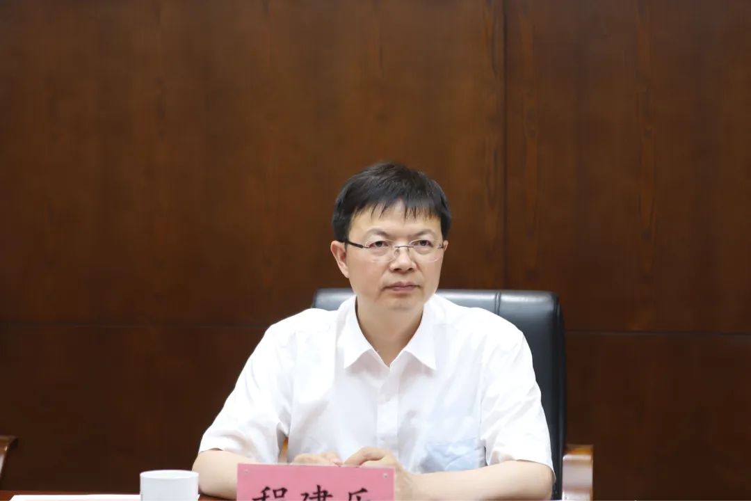 省高院审判委员会专职委员程建乐到诸暨法院调研枫桥