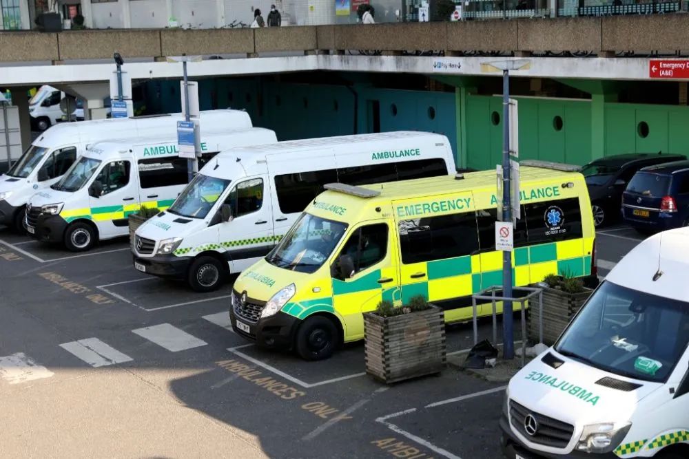 海外看中国塞尔维亚总统引用孔子名言表决心.