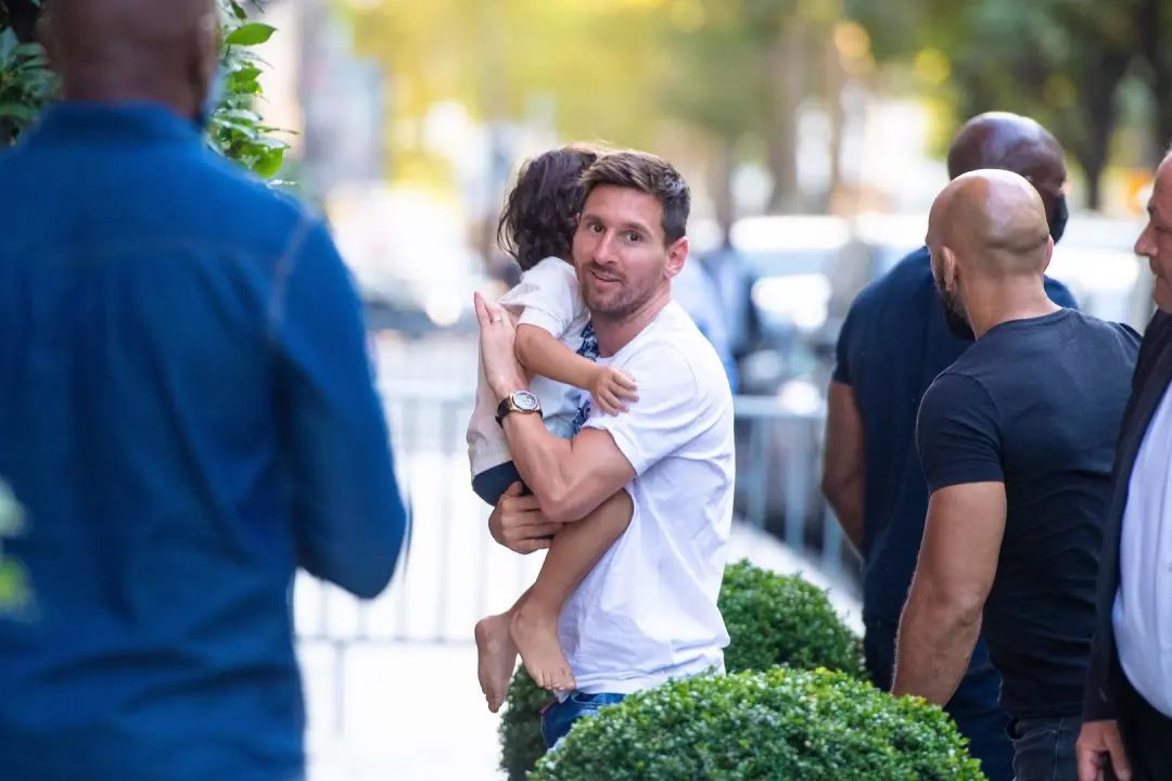 梅西与家人 图据ic photo