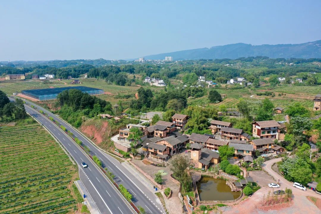 兴隆镇牛皇村如何走出一条农旅融合发展的新路子点进来看