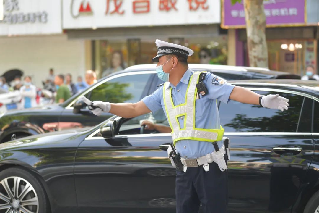 蚌埠十佳警察刘建图片