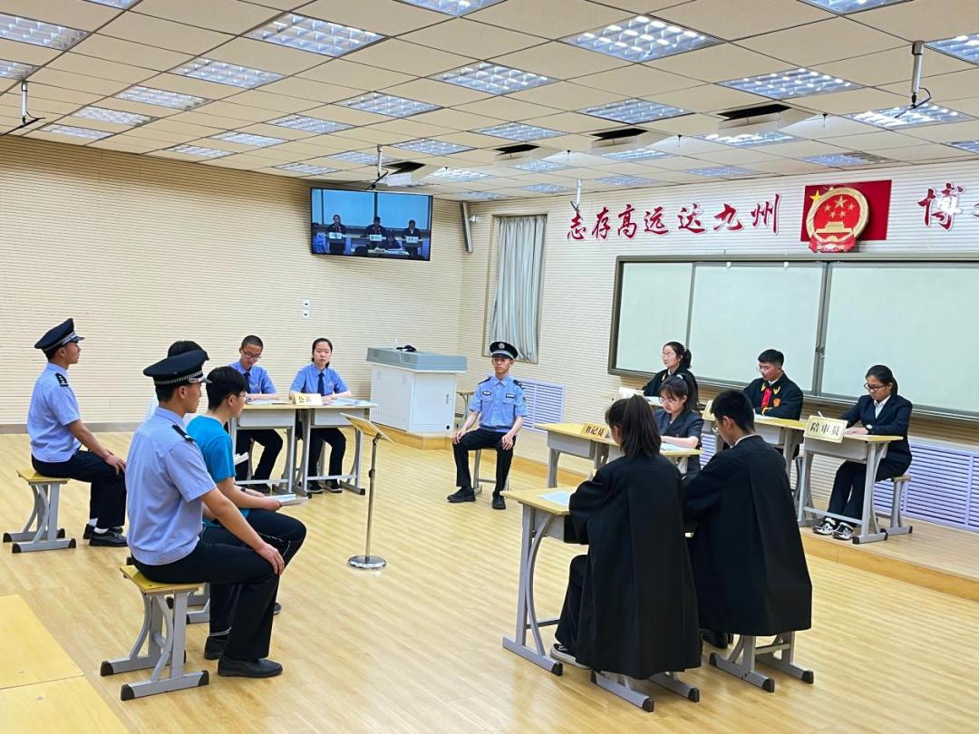 体验式校园普法来了永昌县人民检察院深入学校开展模拟法庭活动