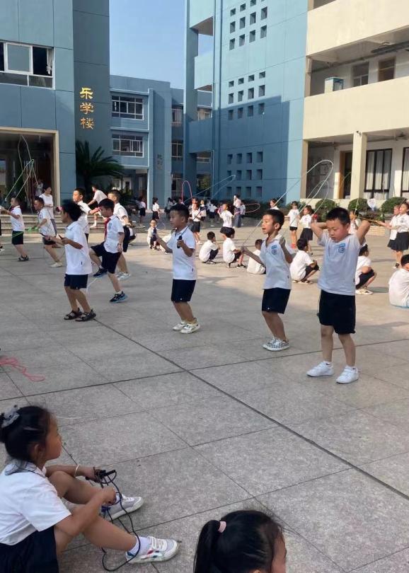 67儿童友好温州市未来小学教育集团我们与未来只差一个你
