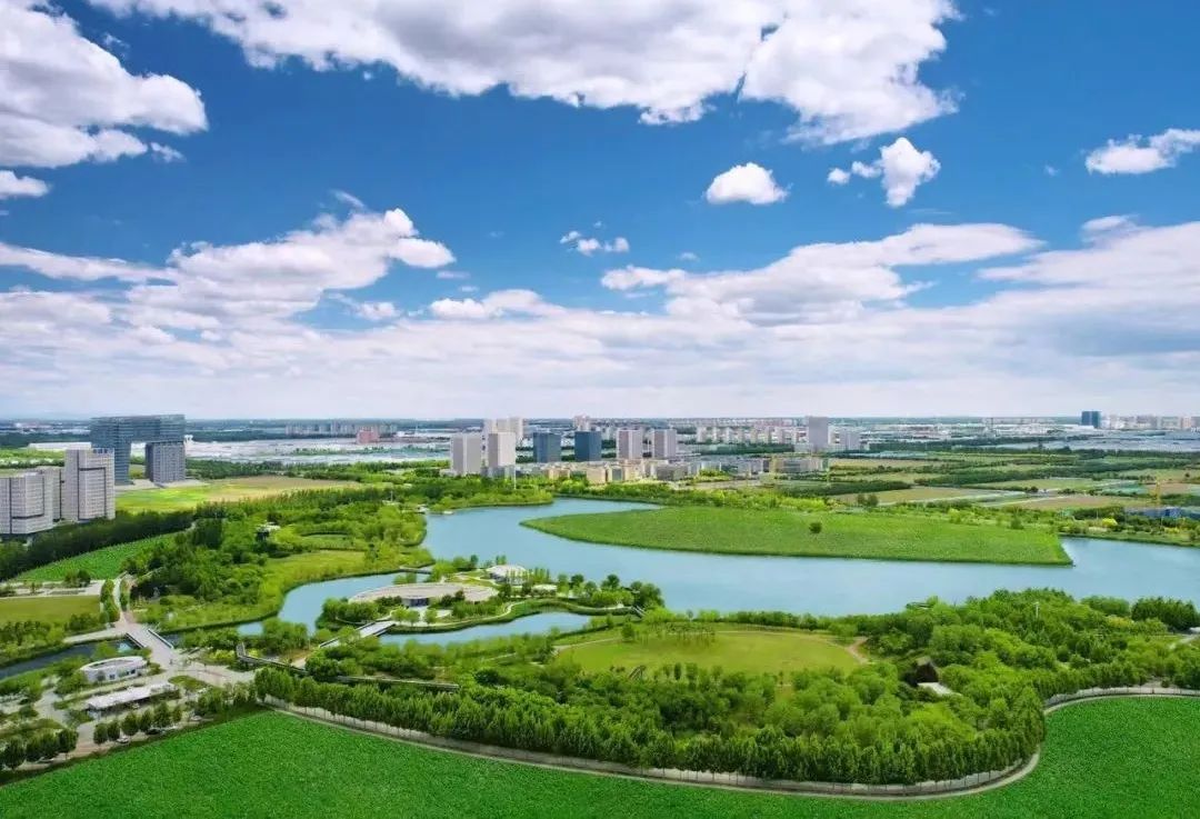 水更绿天更蓝~不愧是全市首家生态工业园区！