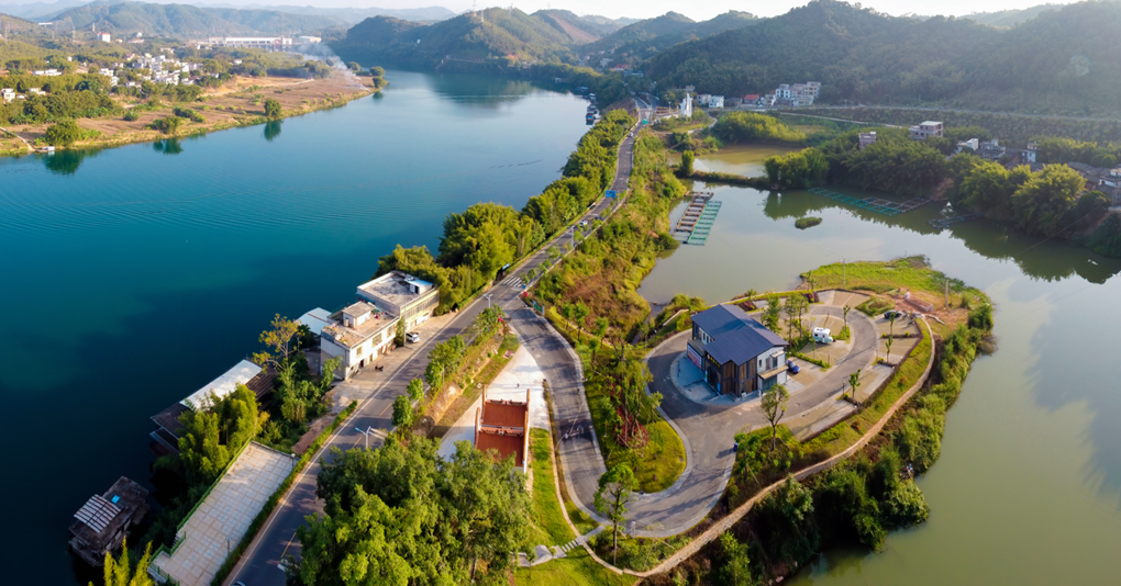 陈杰林 摄▲欧镜晖 摄△封开励志新村.杜海洪 摄△杏花镇凤楼村.