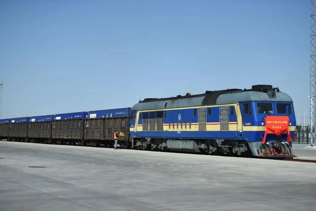 前往德国杜伊斯堡!这趟中欧班列出发了