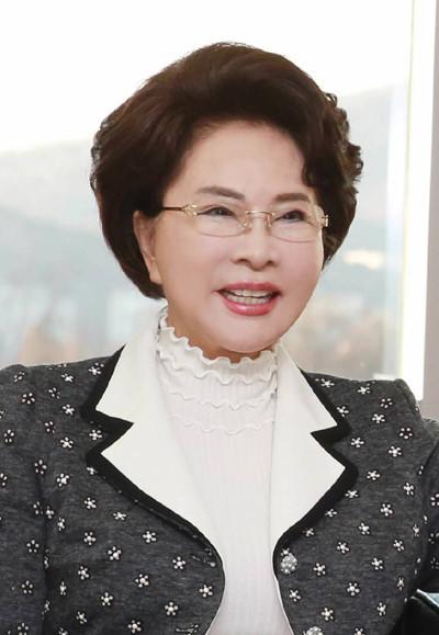 韩国第一童颜美女真实年龄惊呆众人而她的人生更传奇