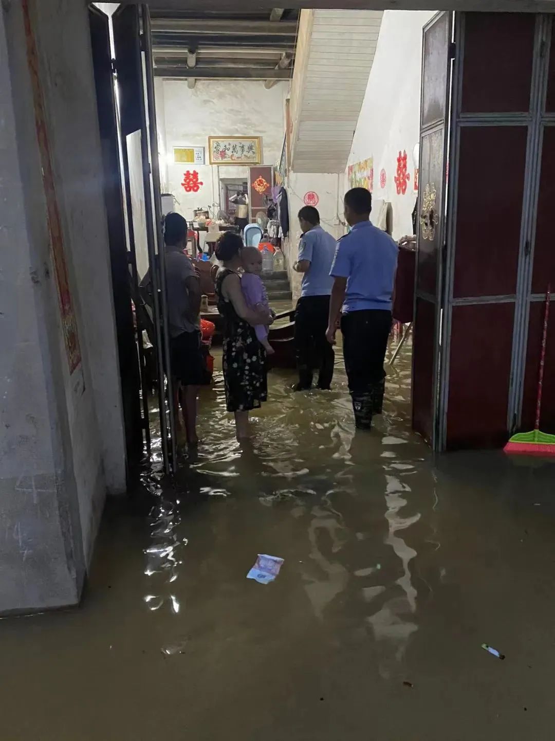 「帕卡」再襲粵 珠海多處水浸超市被搶空 - 澳門力報官網