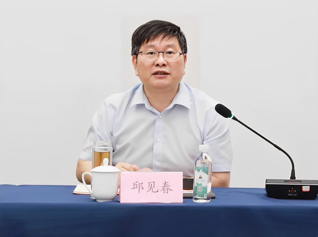 邱见春表示,人才作为第一位的战略资源,已经成为经济社会发展的主要