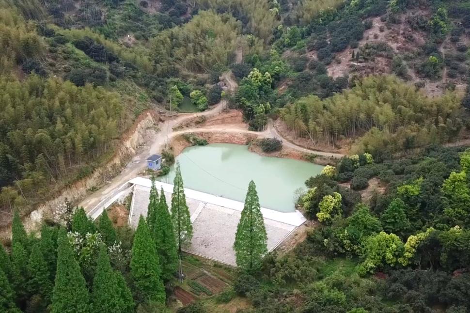 开展"三清零一提升"夯实水利基础水库,山塘承担着防洪,灌溉,供水,发电