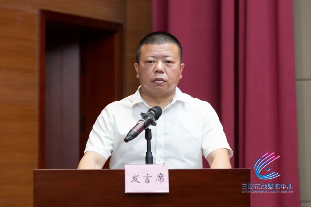 郑锋与时俱进勇开新局以制造业转型升级再创诸葛工业辉煌