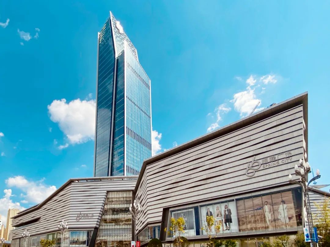 云南新地标打卡清单上新昆明第一高楼霸气登场文末有福利