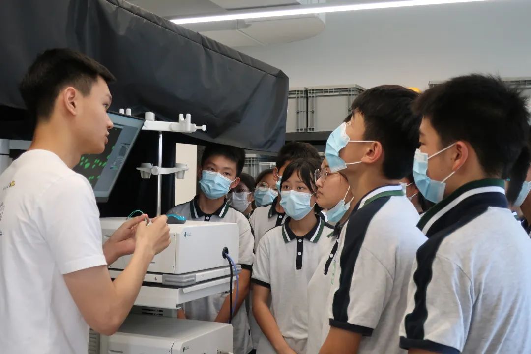 余杭区海辰中学进之江实验室科普行活动圆满结束