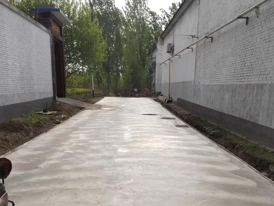 创先争优开拓进取道路硬化助推人居环境提档升级