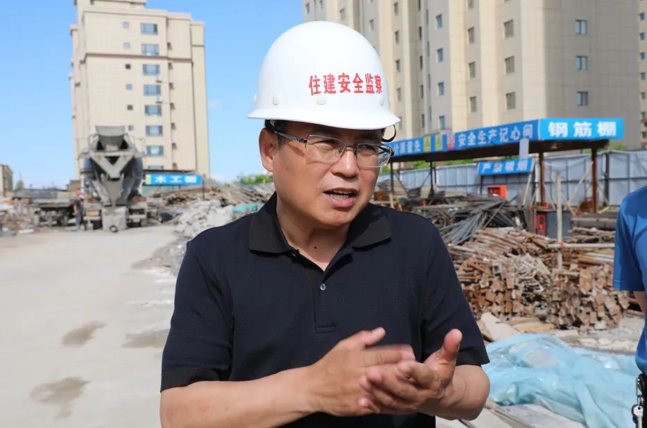 松原市乾安县委副书记县长王立国检查安全生产工作