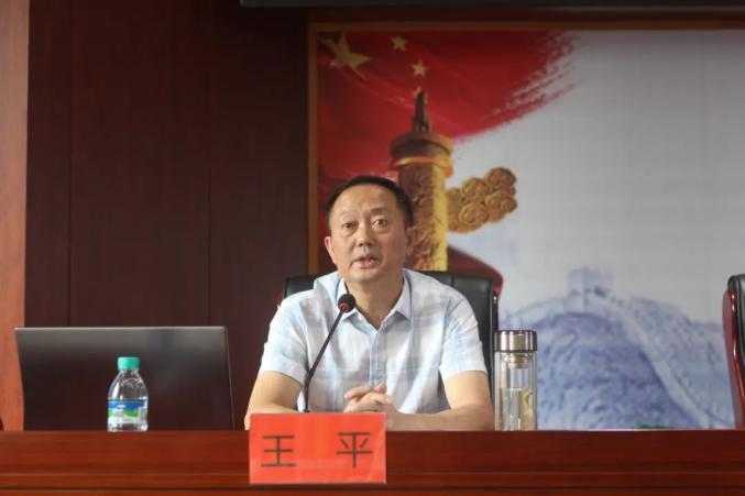 龙山县政法系统同堂培训,纵深推进"大控方"体系建设