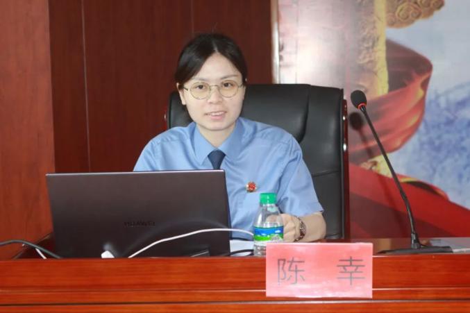 龙山县人民政府副县长,县公安局局长吴昱杰,县人民法院院长杜丛志,县