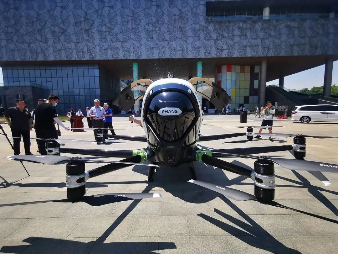 徐州人载人无人机来了一起打飞的吧