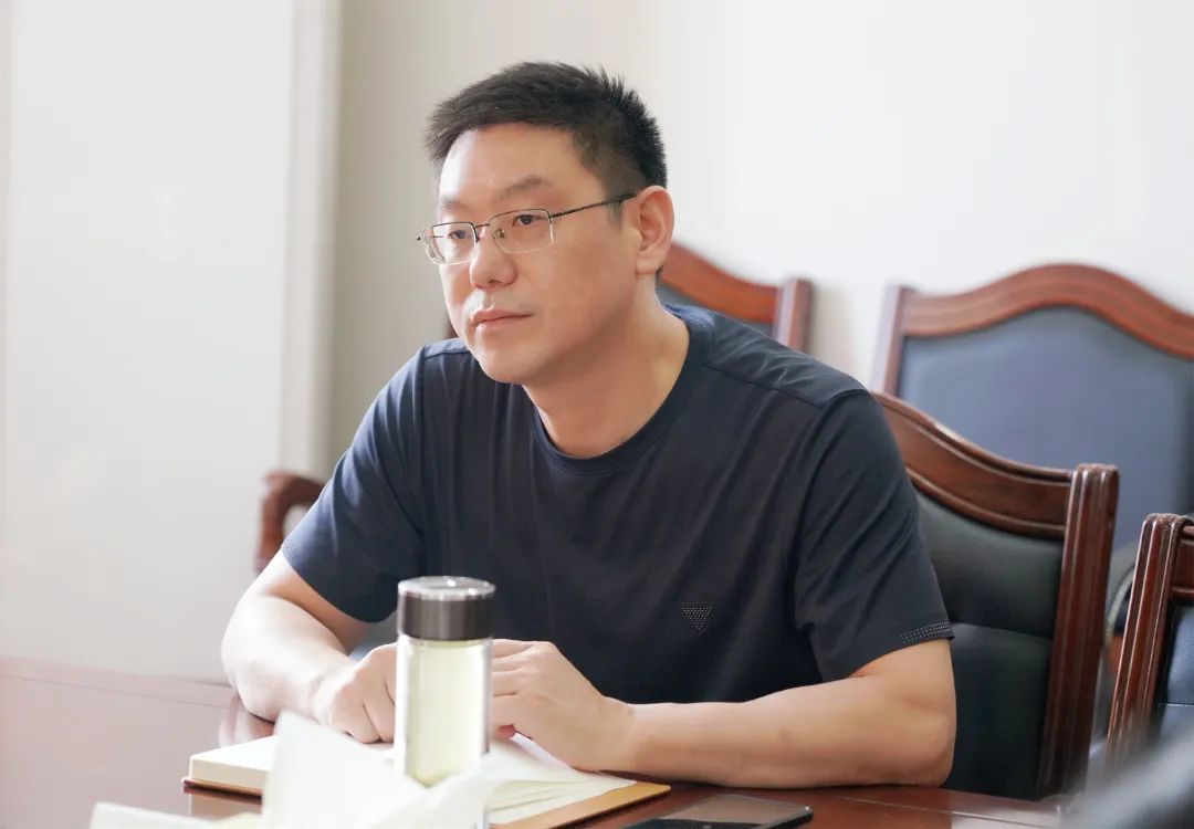 平桥法院政治部副主任王雪阳就涉营商环境宣传工作,宣传稿件数量,推送